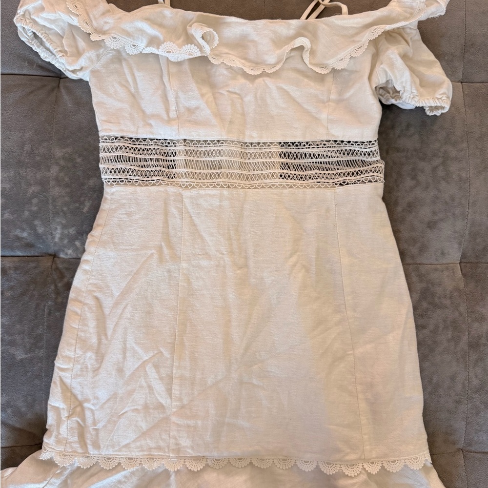H&M White Off-Shoulder Dress